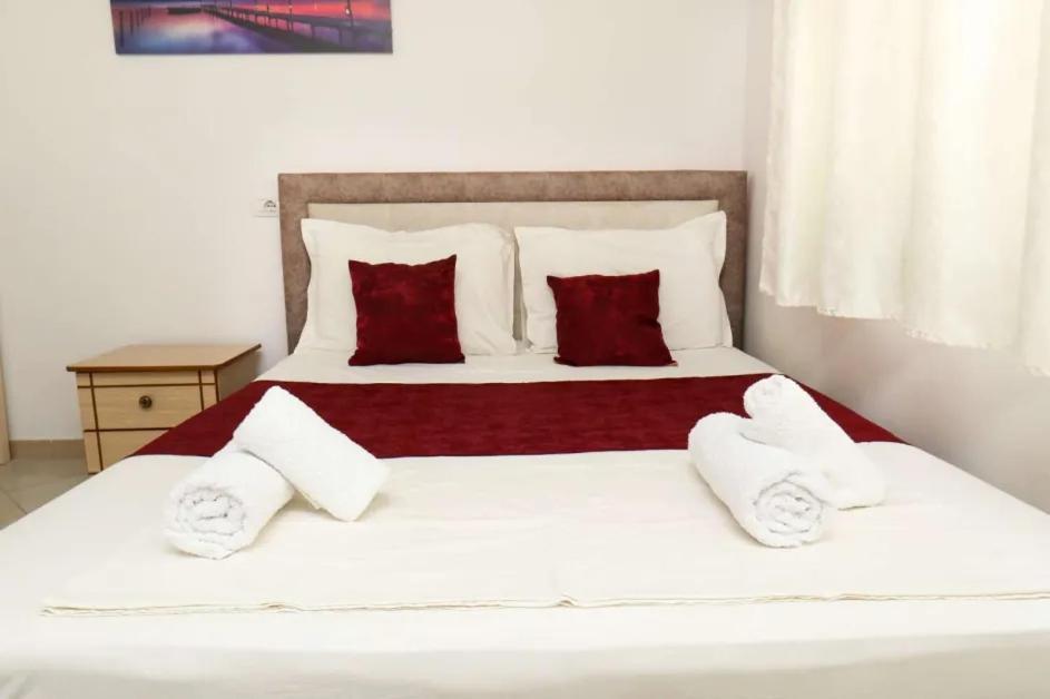 Vila Agolli Vlore Ngoại thất bức ảnh